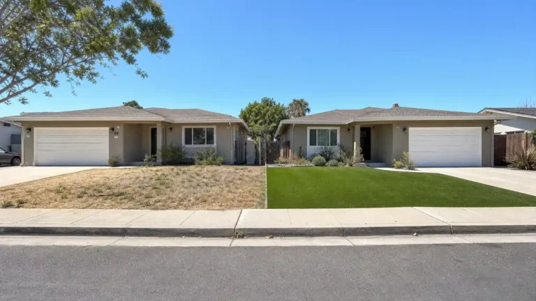 Two side-by-side houses: one with a dry brown lawn, one with green artificial turf. Homes with artificial grass often look tidier from the street.
